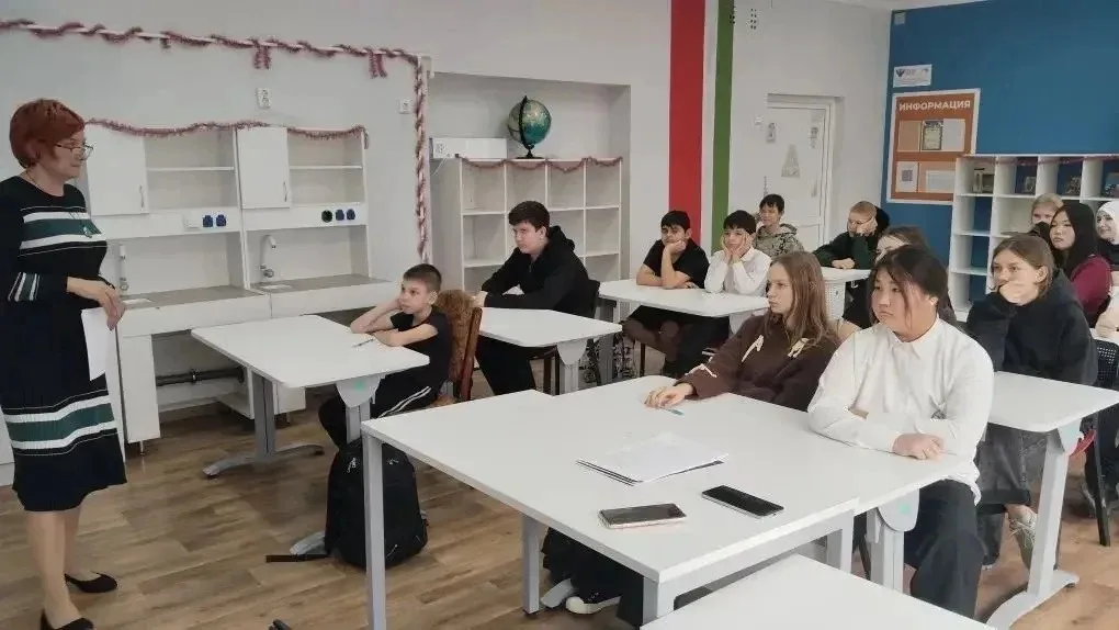 Профилактическая встреча «Вербовка: как противостоять манипуляциям».